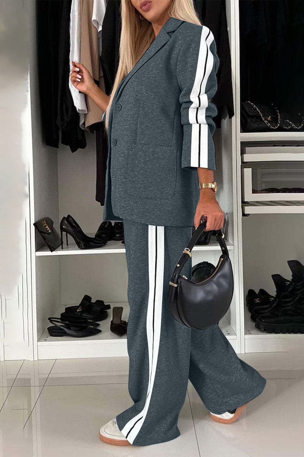 Casually Business Side Stripe Suit