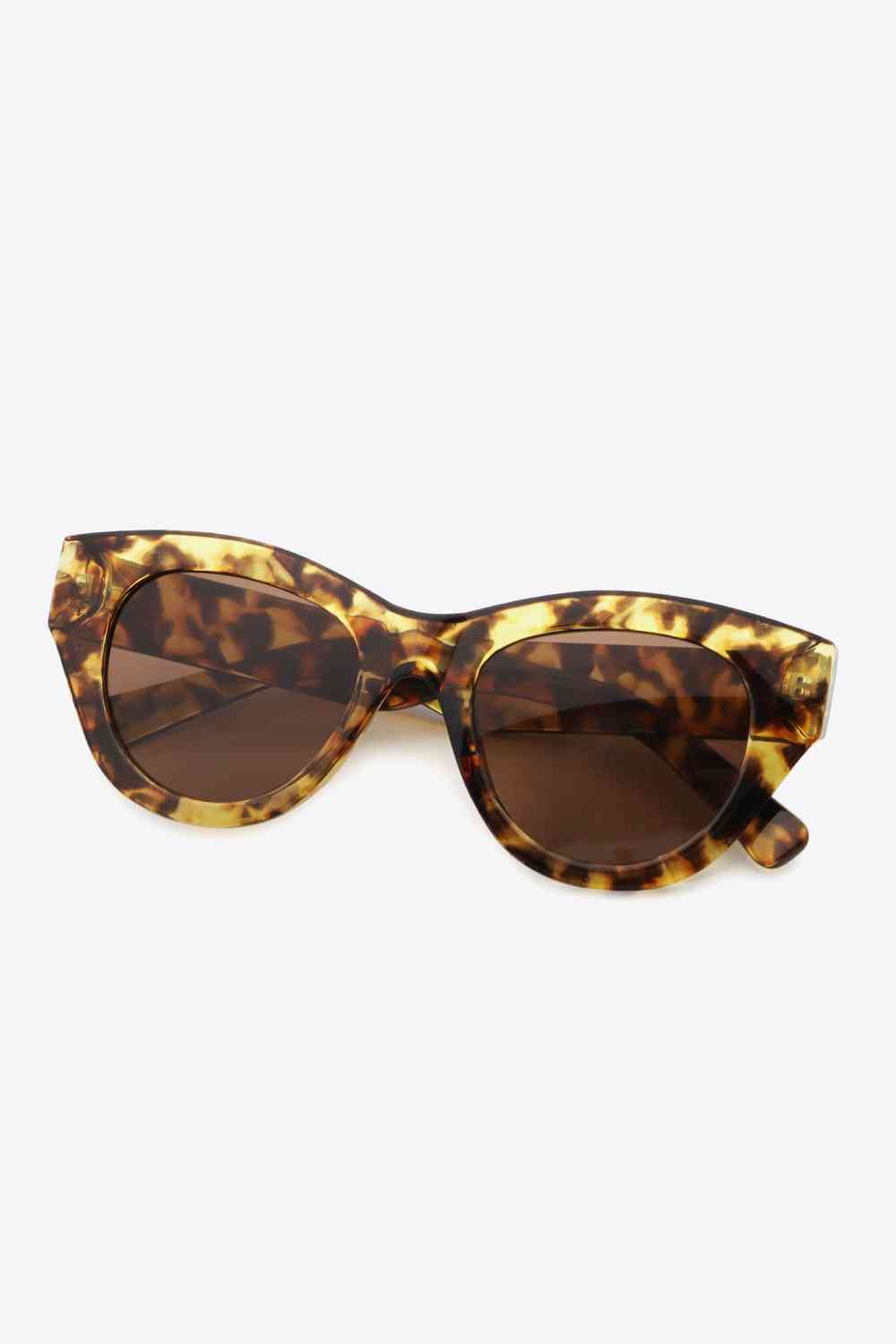 Tortoise Shell Wayfarer Sunglasses